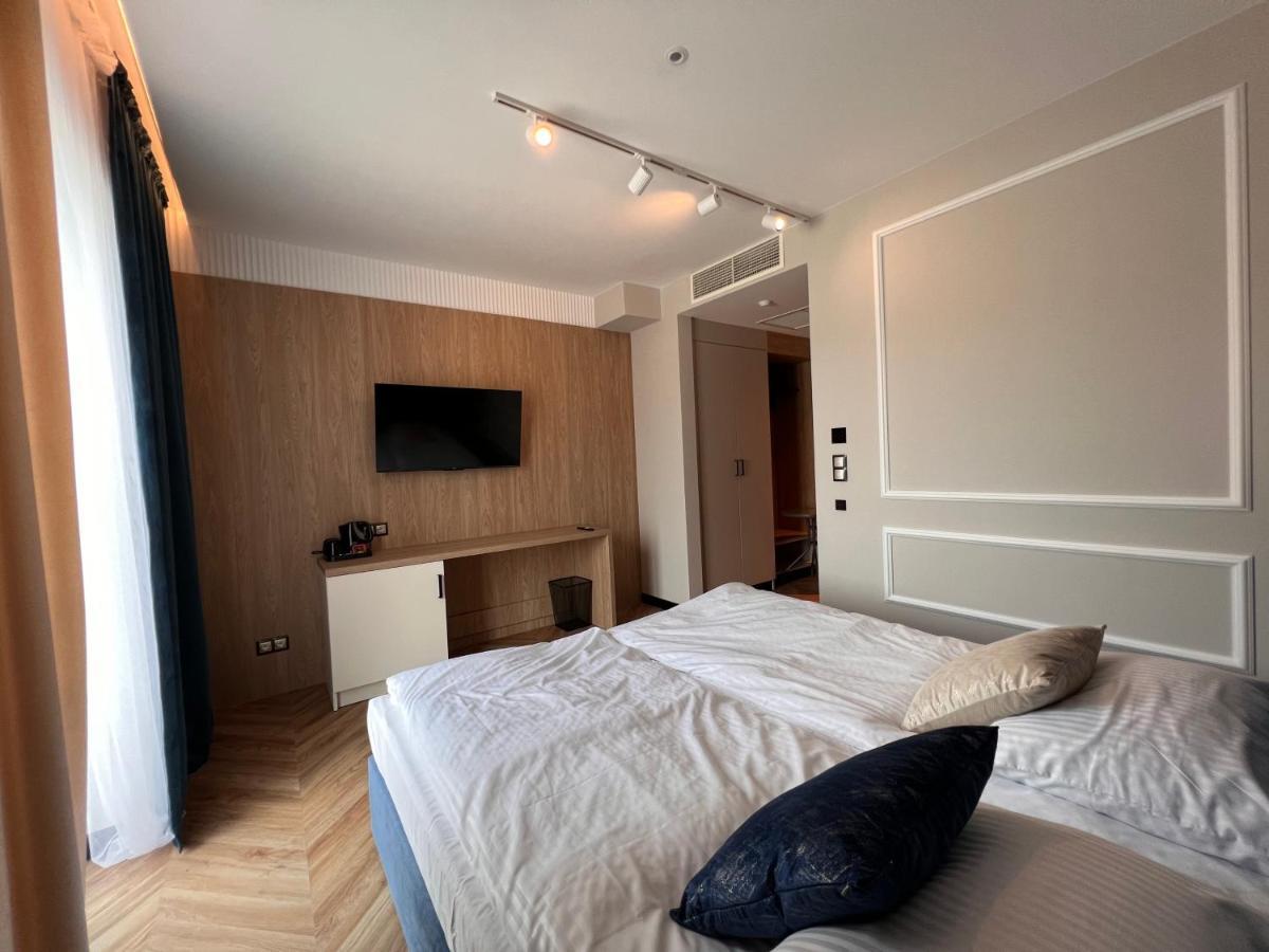 Resto Inn - Smart Apartamenty Blisko Energylandii Polwies Exterior photo